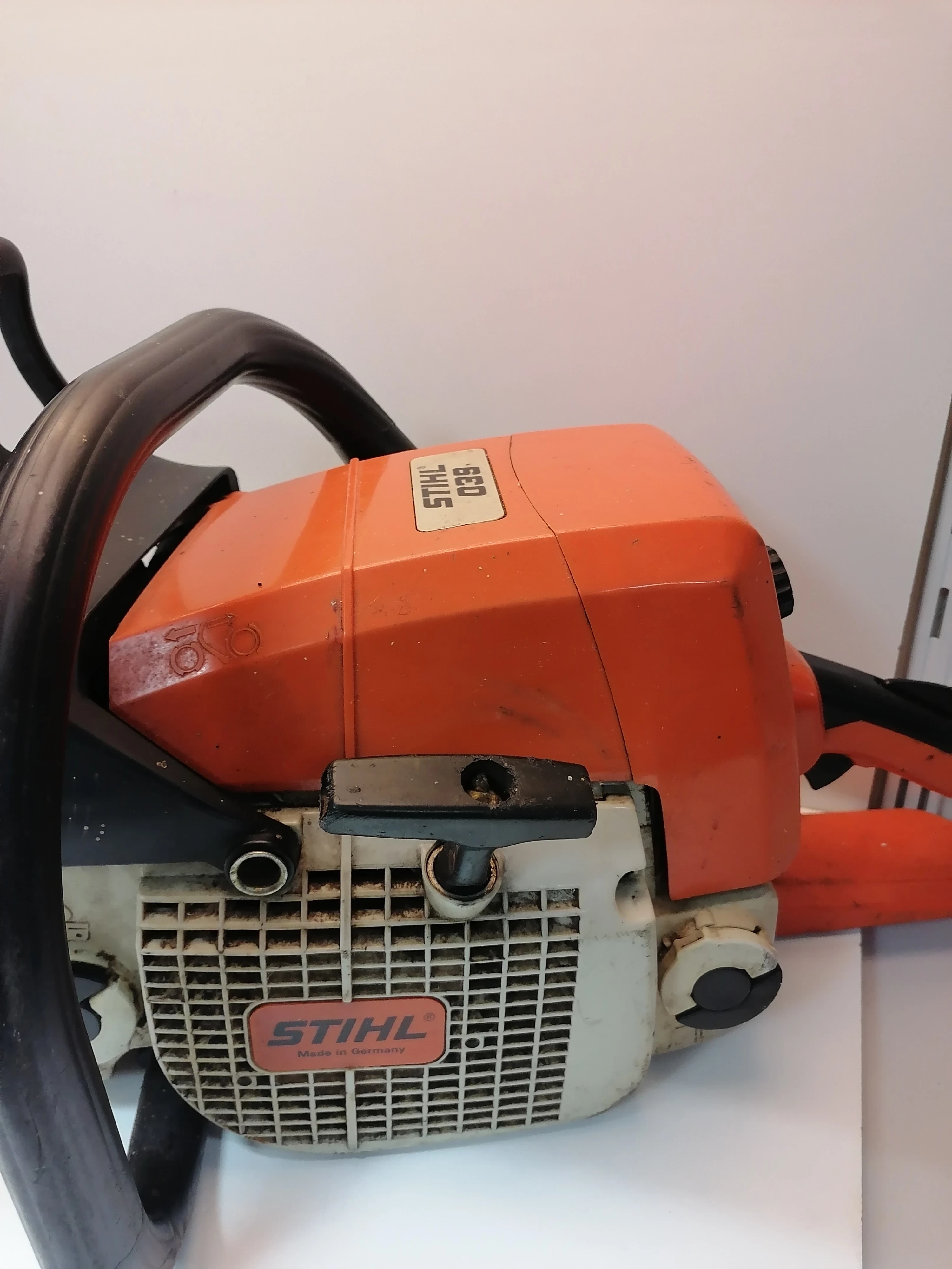 pila-spalinowa-stihl-039-zasilanie-spalinowe