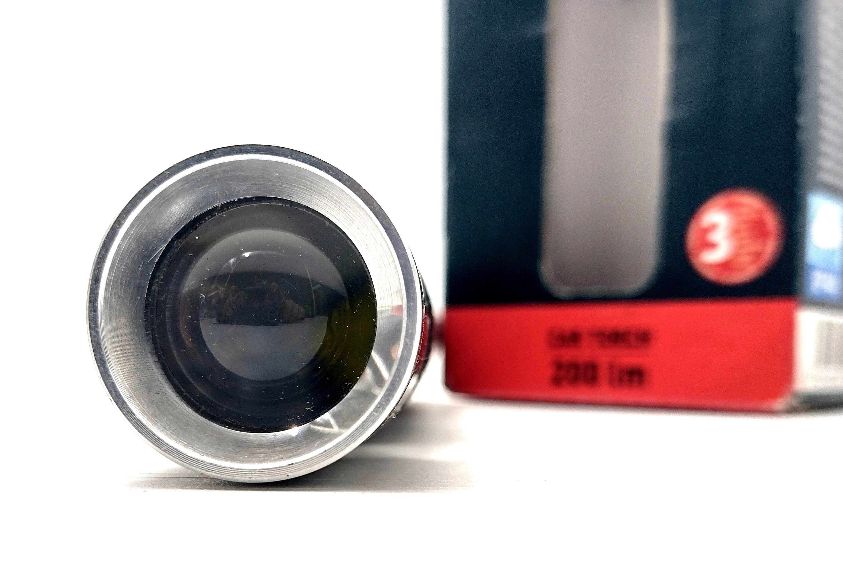 latarka-crivit-marka-crivit