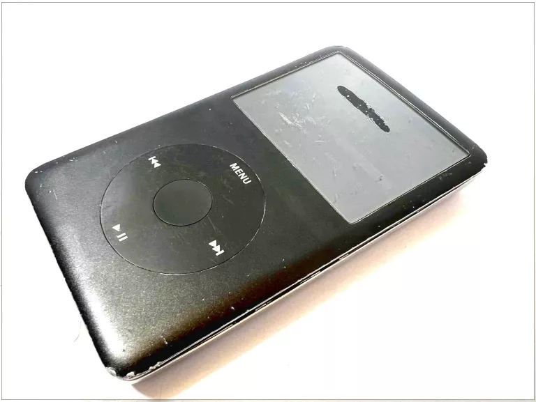 APPLE IPOD CLASSIC 5TH. 80GB +KABEL