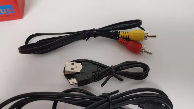 KONSOLA PRZENOŚNA GAME BOX 500 W 1
