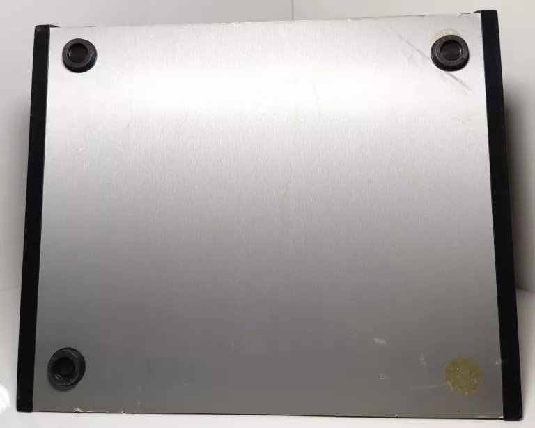 SUBWOOFER FOCAL SOLUTION 25A1 OPIS