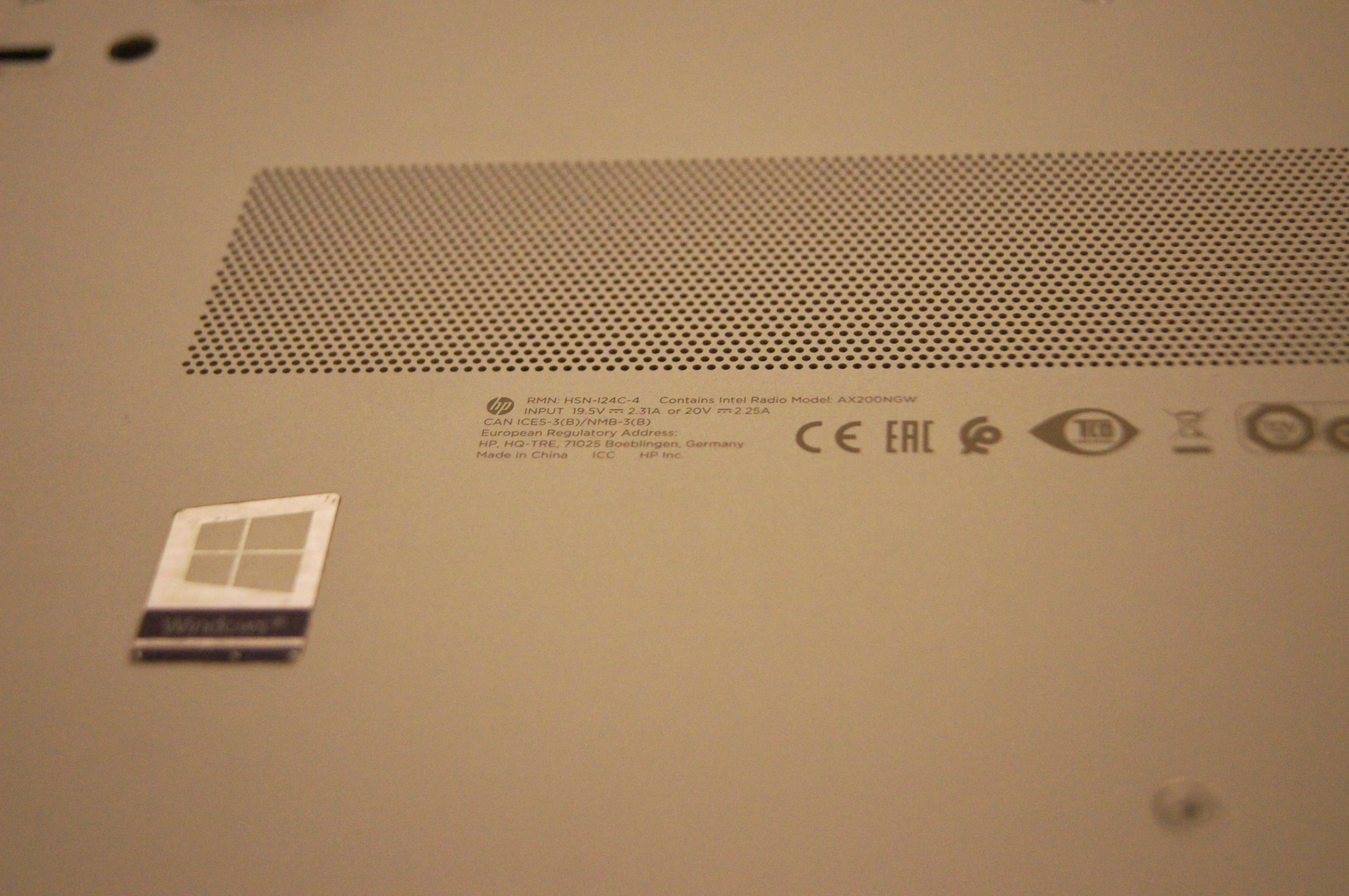 laptop-hp-elitebook-ax200ngw-laptop-840-8gb-ram-seria-procesora-intel-core-i5