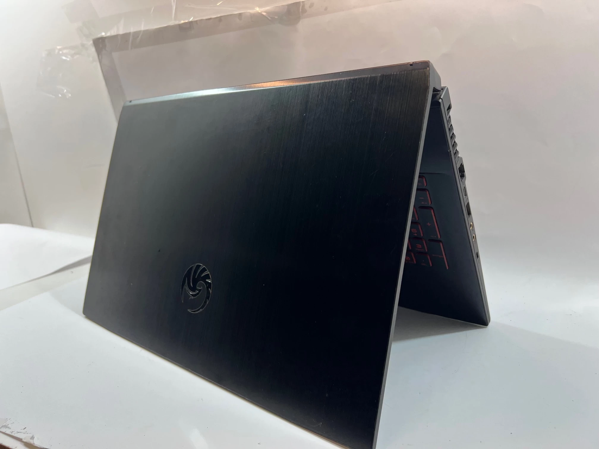 laptop-msi-bravo-17-a4ddr-088pl-512ssd-8gb-seria-procesora-amd-ryzen-5