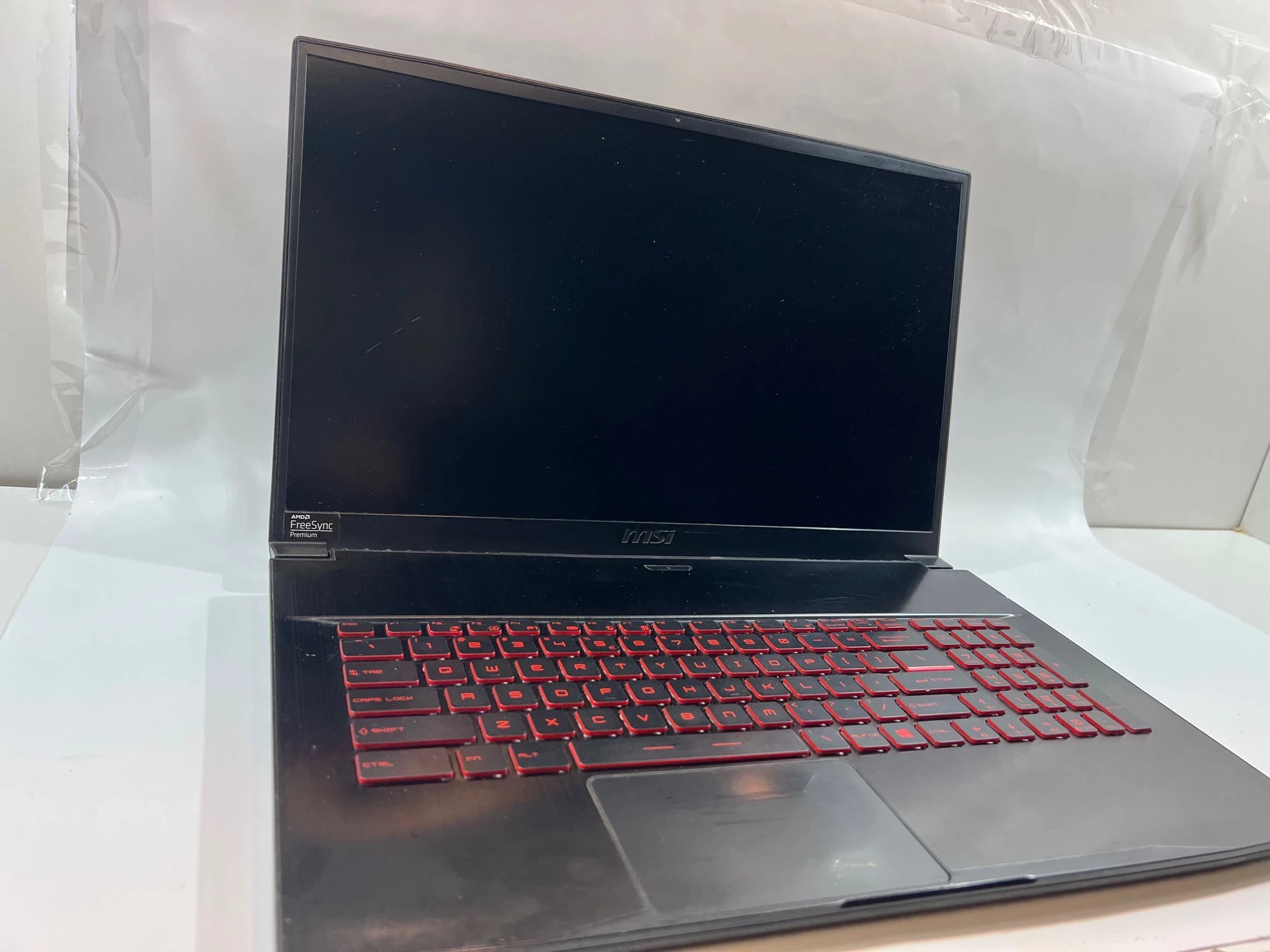 laptop-msi-bravo-17-a4ddr-088pl-512ssd-8gb-rozdzielczosc-px-1920-x-1080