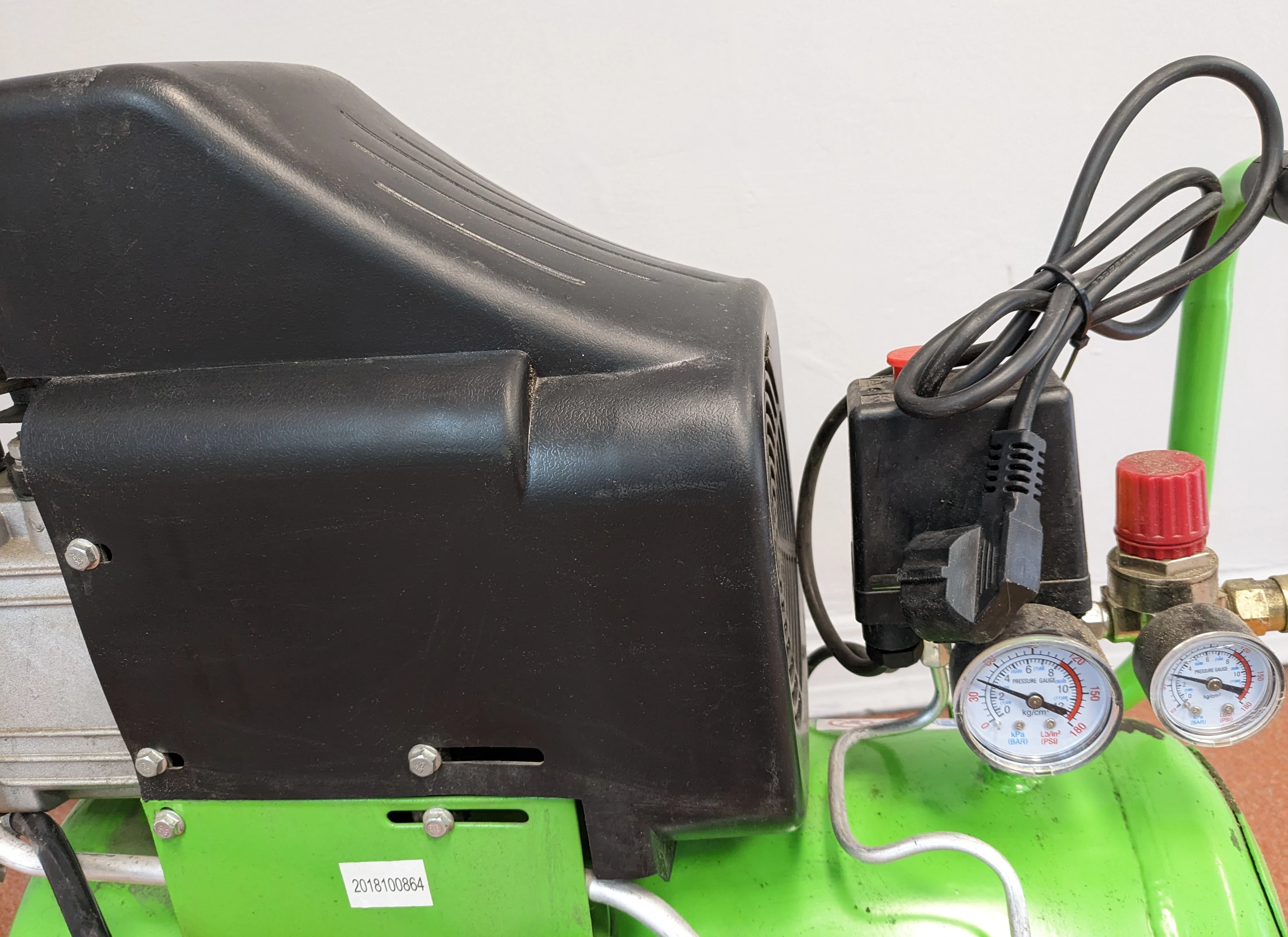 kompresor-olejowy-hagen-ttdc24l-stan-uzywany