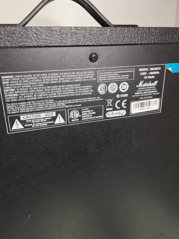 WZMACNIACZ GITAROWY MARSHALL MG30FX