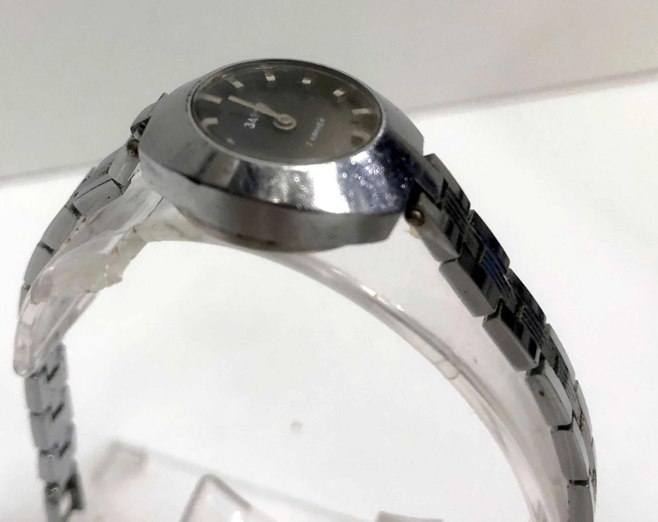 zegarek-damski-rosyjski-nakrecany-3apr-17-kamieni-marka-inna-marka