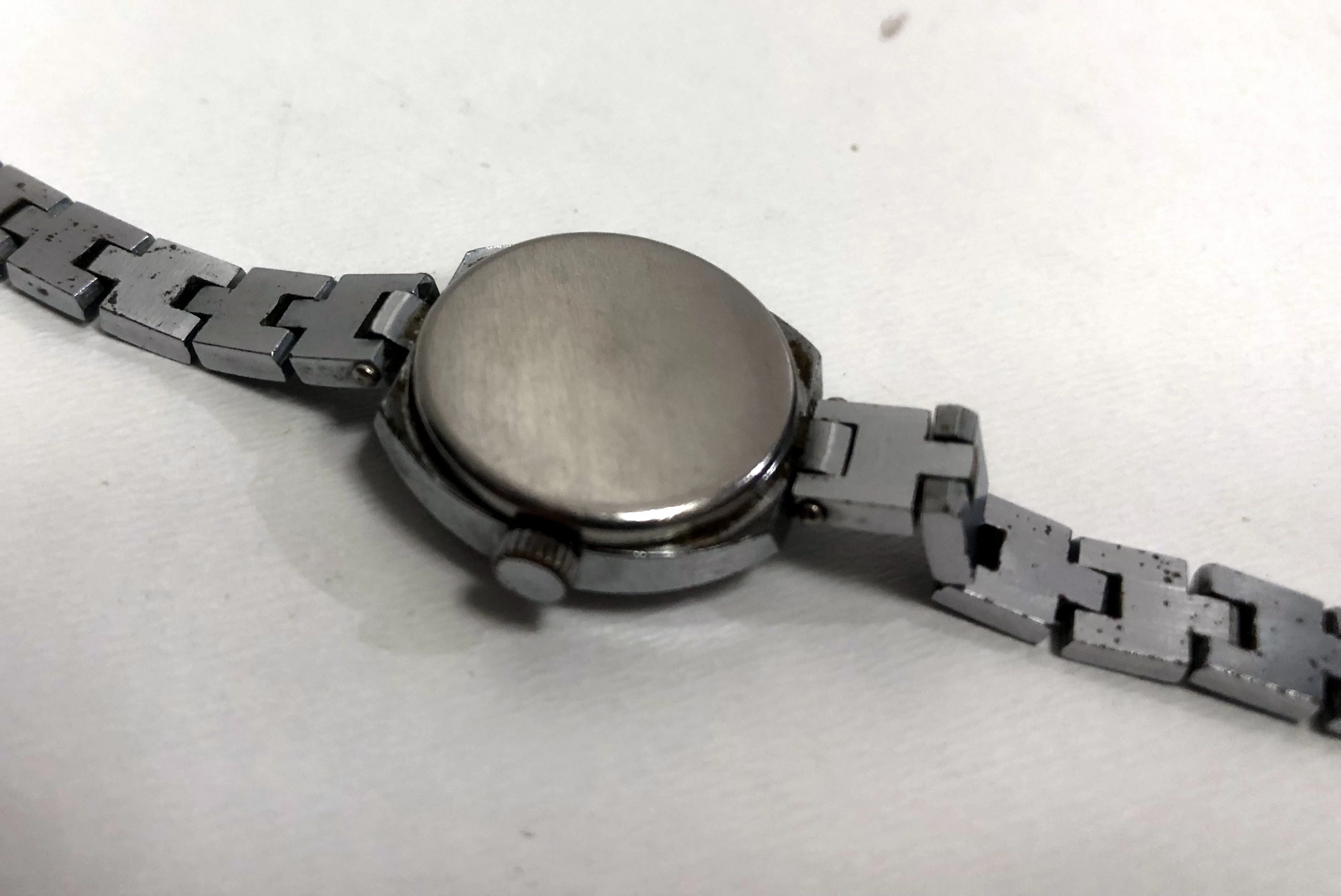 zegarek-damski-rosyjski-nakrecany-3apr-17-kamieni-rodzaj-analogowe