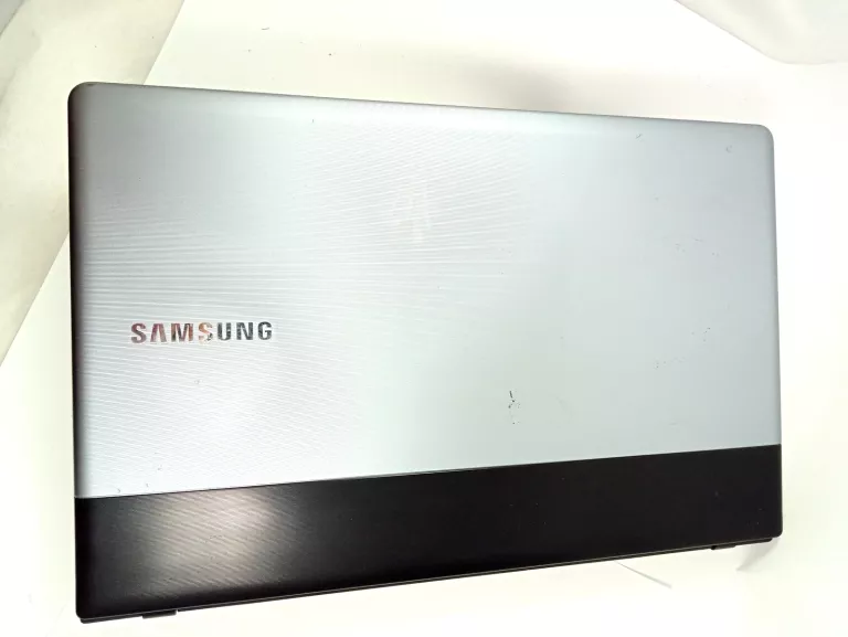 LAPTOP SAMSUNG 300E INTEL PENTIUM CPU B970