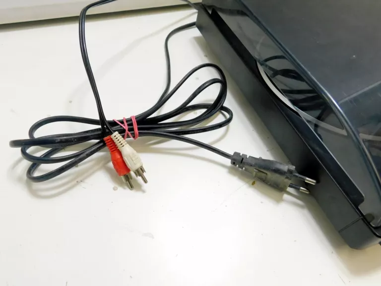 GRAMOFON SONY PS-J20 P.WZMACNIACZ SPRAWNY Z IGŁĄ