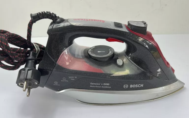 zelazko-bosch-tdi-903231a-kolor-dominujacy-czarny