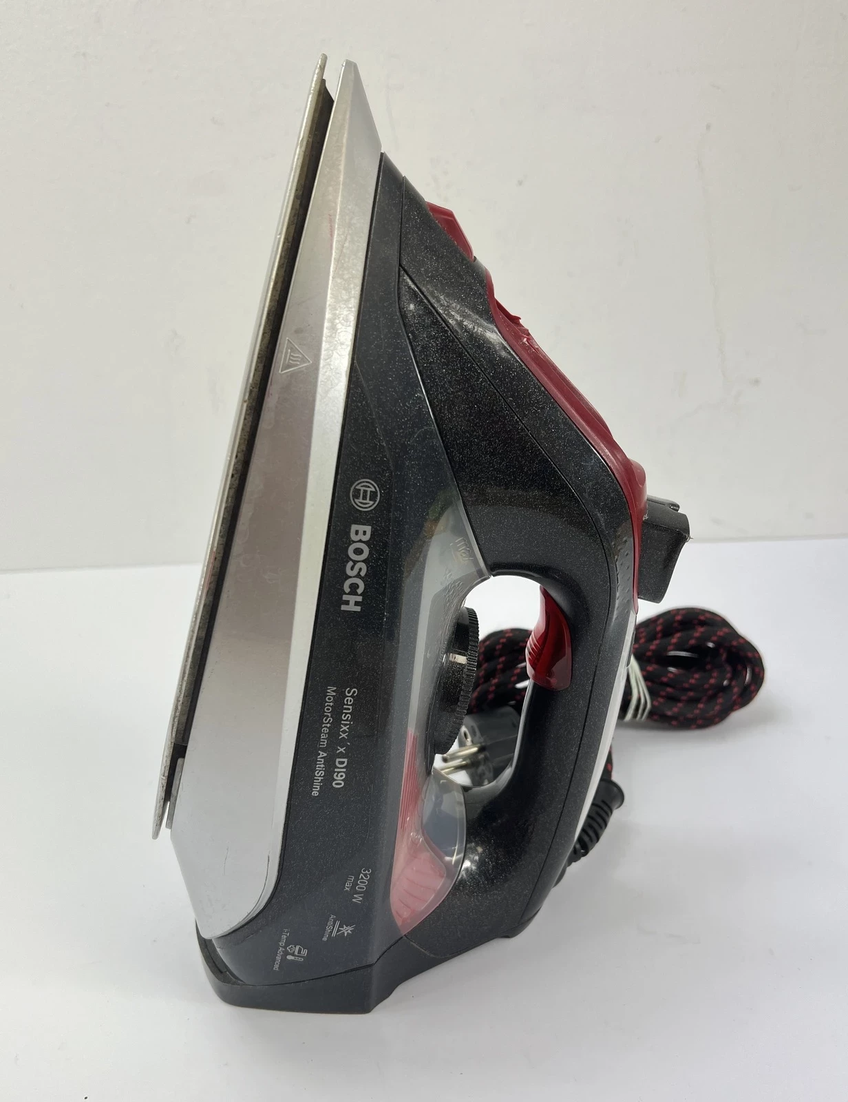 zelazko-bosch-tdi-903231a-rodzaj-zelazka-parowe