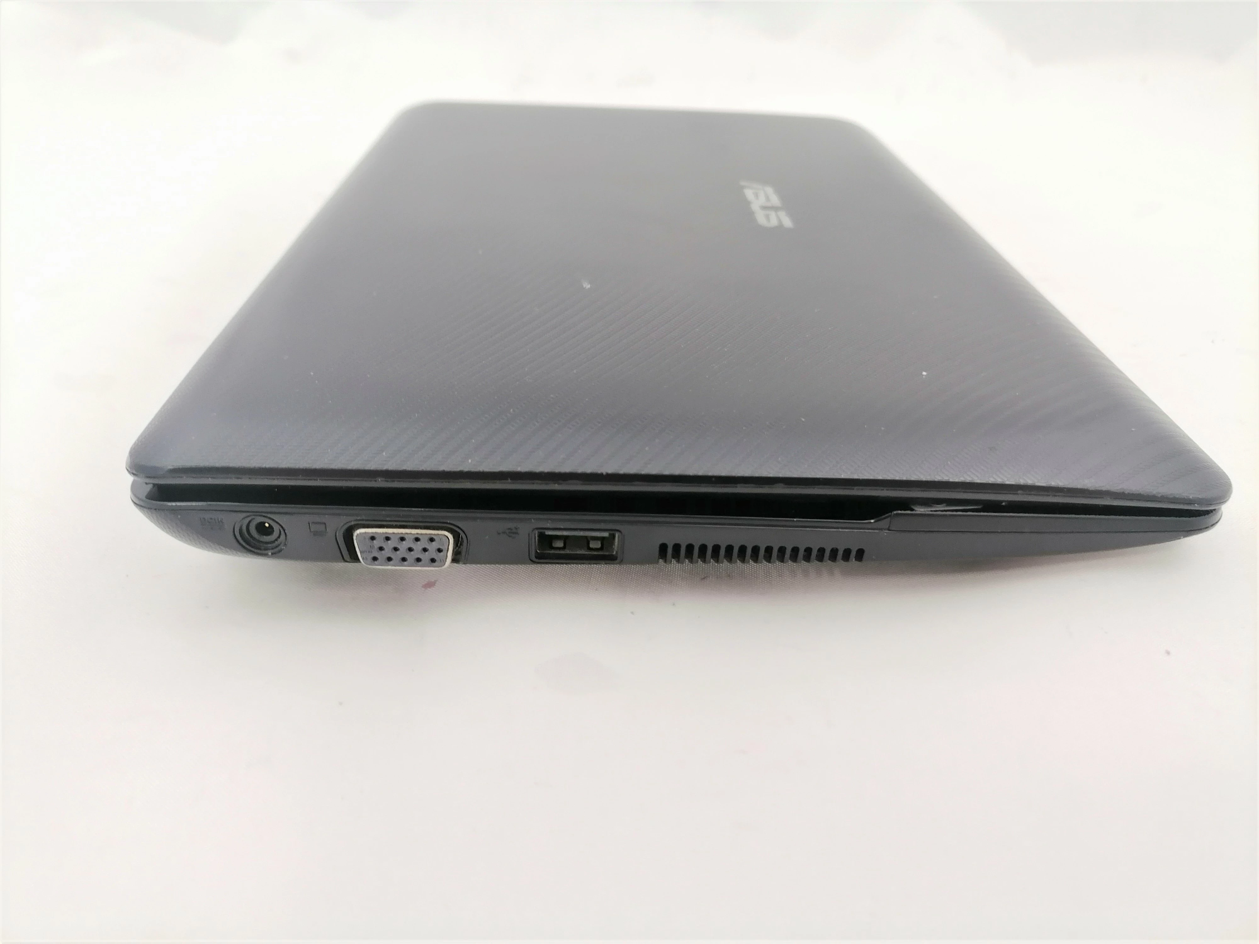 laptop-asus-minibook-110-10-zasilacz-seria-procesora-intel-atom