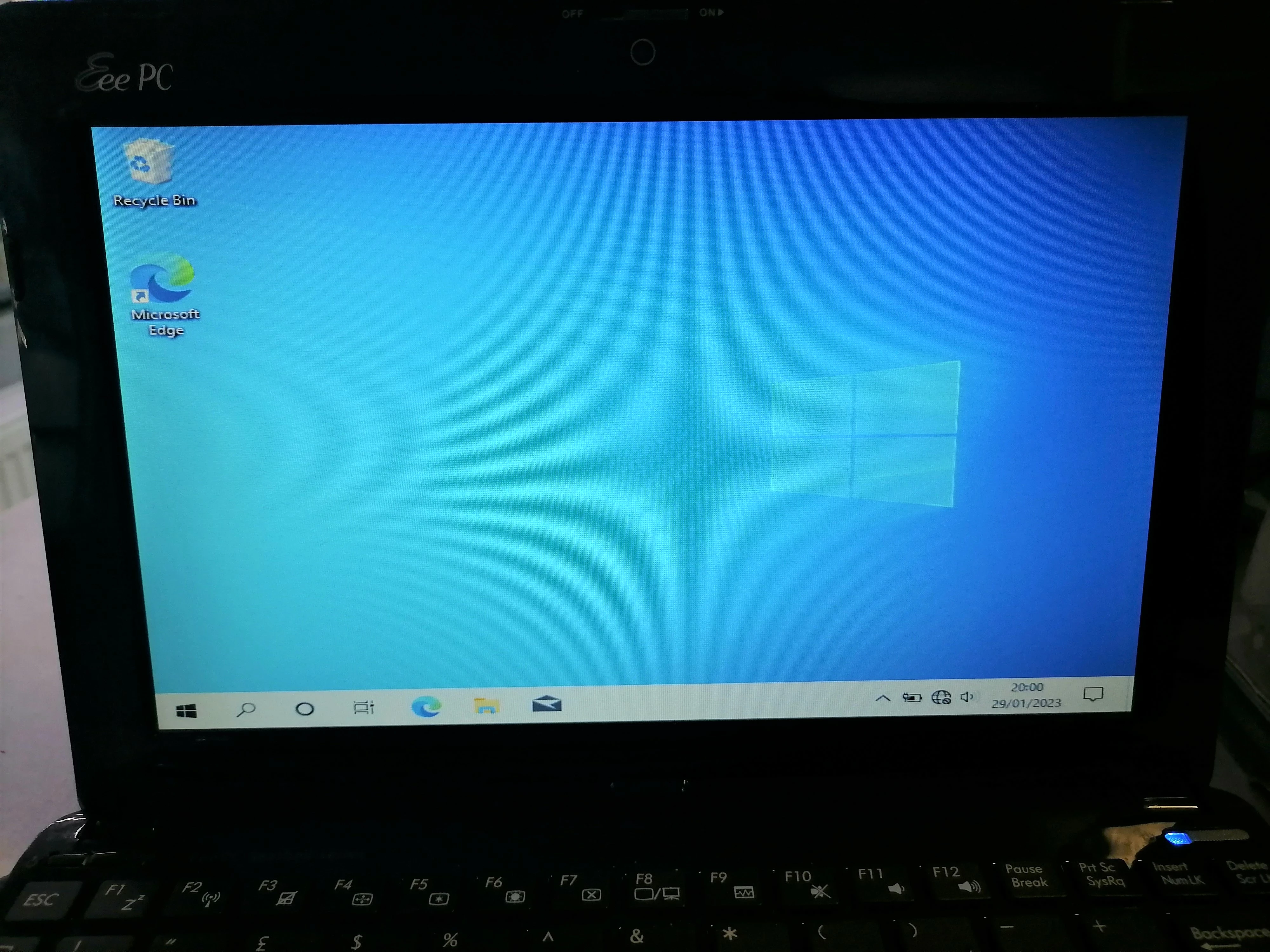 laptop-asus-minibook-110-10-zasilacz-rodzaj-karty-graficznej-grafika-zintegrowana