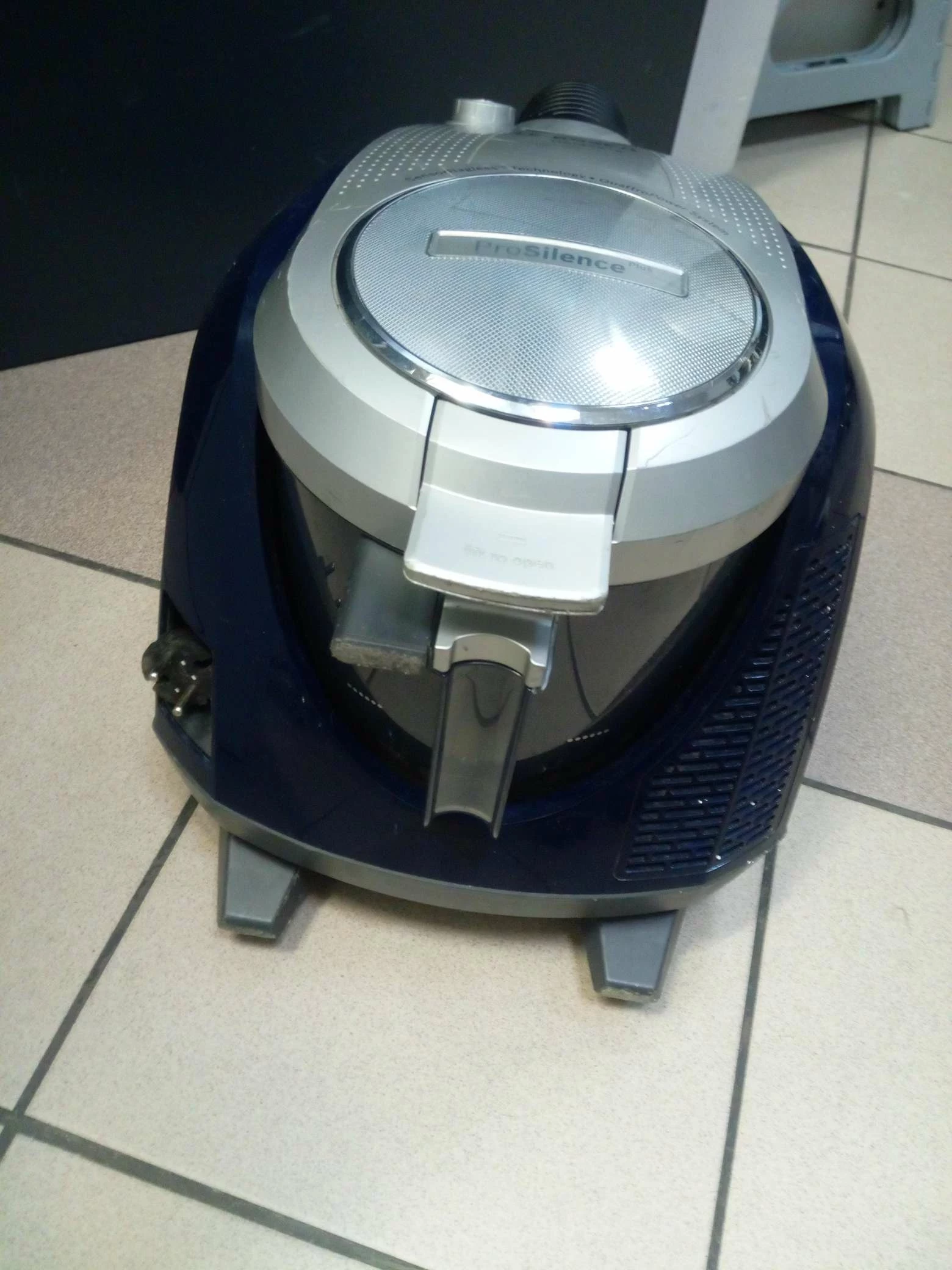 bosch-relaxxx-prosilence-plus-bgs5330a-model-bgs5330a