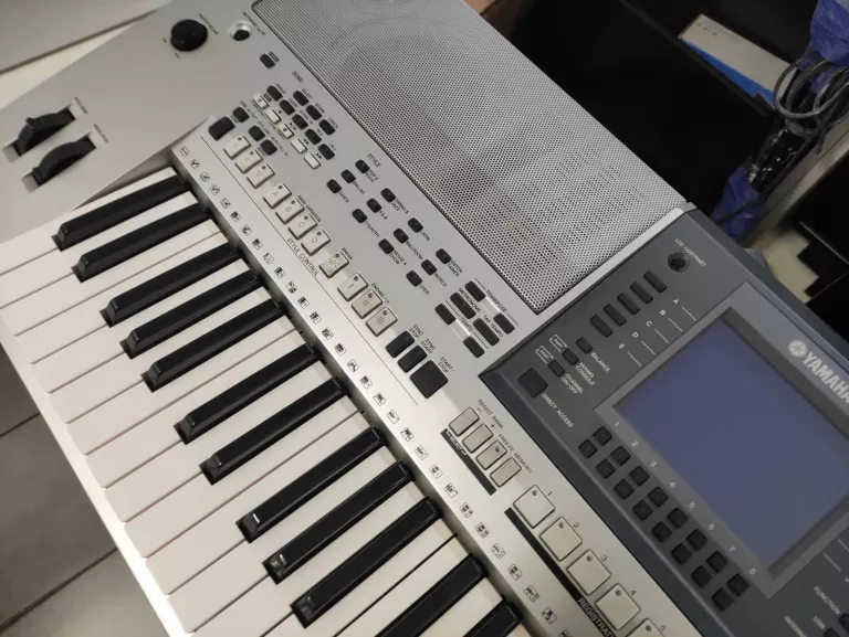 keyboard-yamaha-psr-s700-stojak-pokrowiec-model-psr-s700