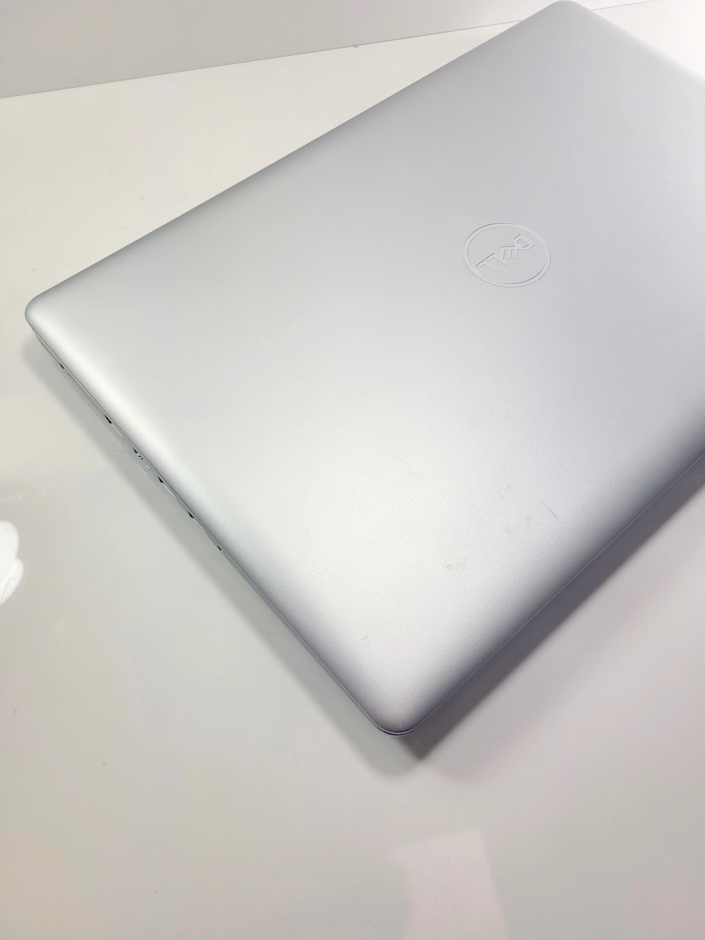 laptop-dell-p35e-ram16gb120gbi7win10-przekatna-ekranu-173