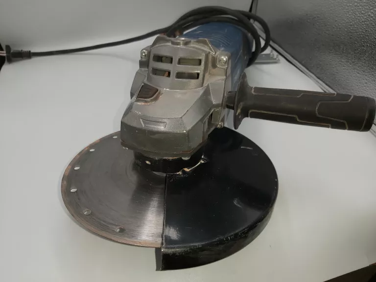 SZLIFIERKA KĄTOWA CELMA PRAG 230 2500W 0647
