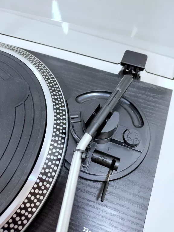 GRAMOFON PASKOWY SENCOR STT 500URA CZARNY
