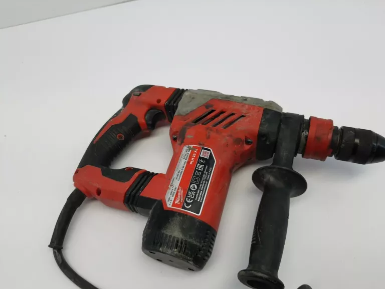 MŁOTOWIERTARKA MILWAUKEE PLH28XE
