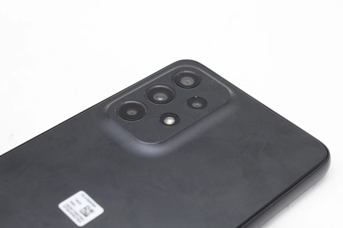 telefon-samsung-galaxy-a33-5g-6128gb-opis-system-operacyjny-android