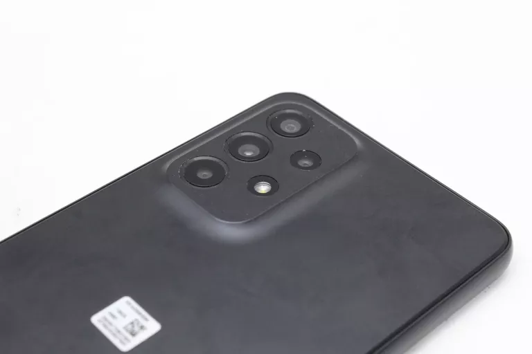 telefon-samsung-galaxy-a33-5g-6128gb-opis-system-operacyjny-android