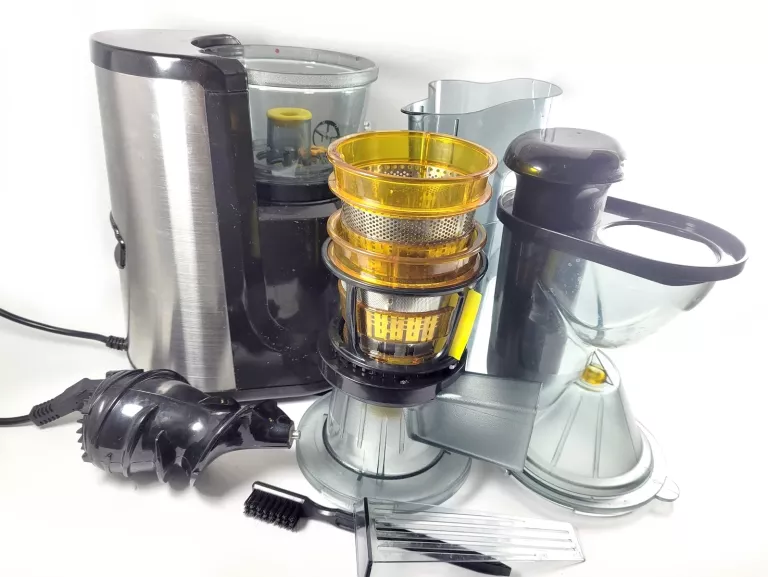 wyciskarka-wolnoobrotowa-pionowa-salute-g8ba-150-stan-uzywany