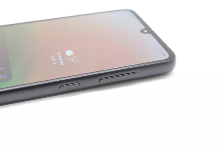 telefon-samsung-galaxy-a33-5g-6128gb-opis-kolor-czarny