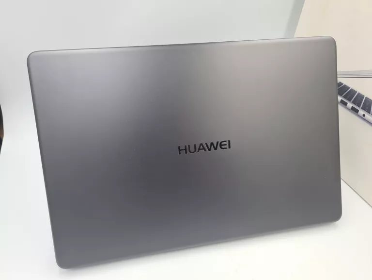 LAPTOP HUAWEI MATEBOOK D I5 8GB 256GB SSD MRC-W10