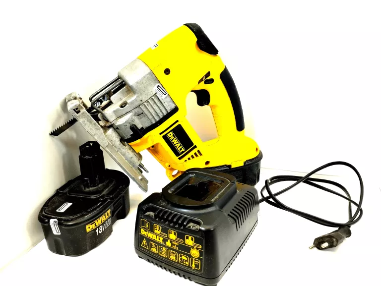 WYRZYNARKA DEWALT DW933