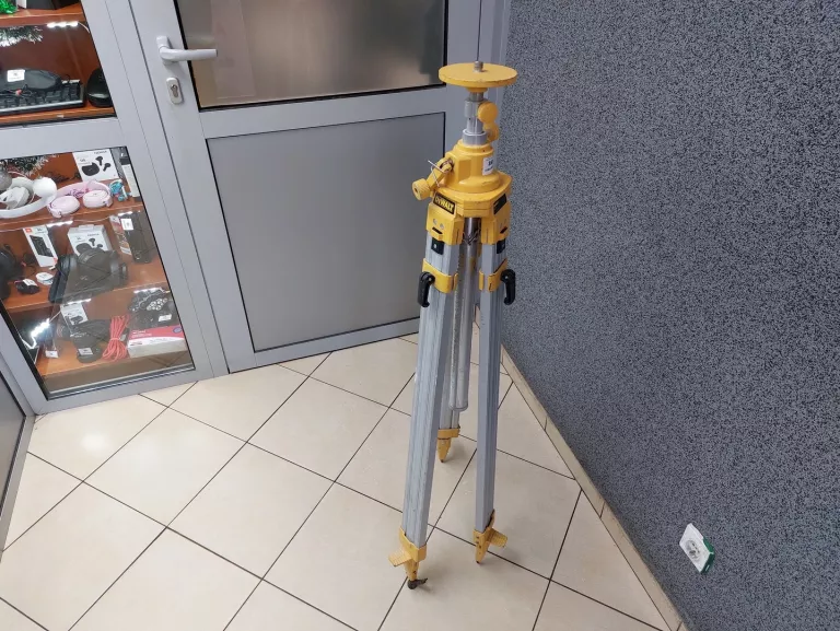 TRÓJNÓG TELESKOPOWY DEWALT DE0735