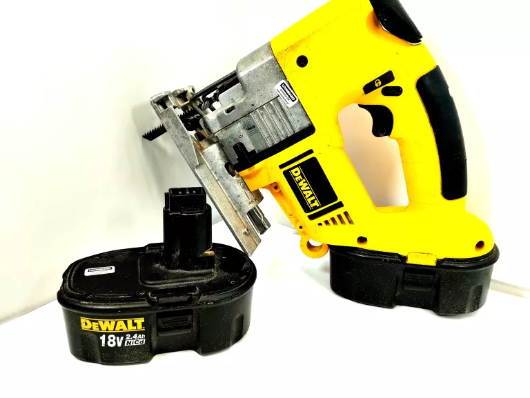 WYRZYNARKA DEWALT DW933