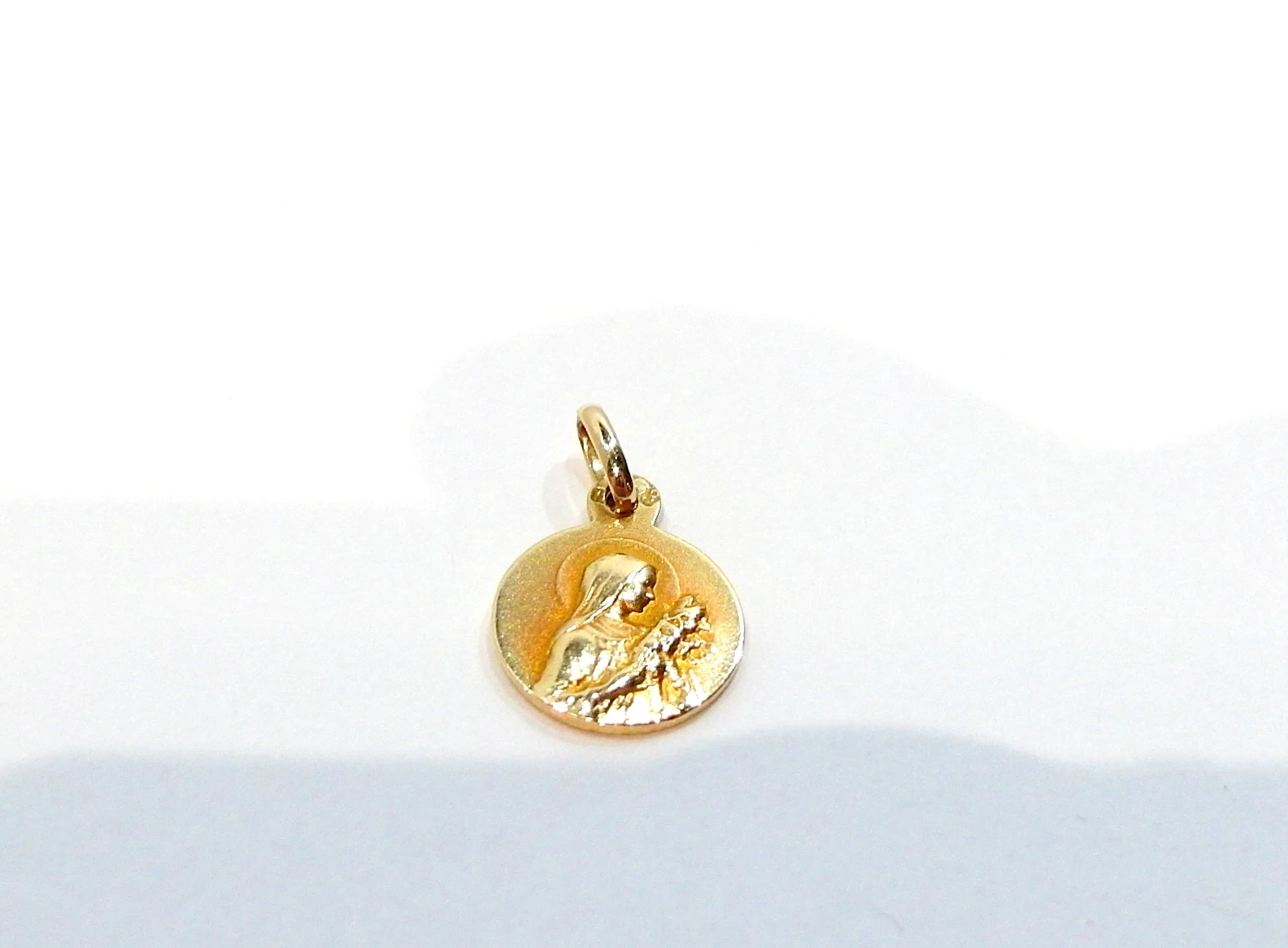 zloty-wisiorek-maryjka-prp-585-114-g-mlodziencza-1-warszawa