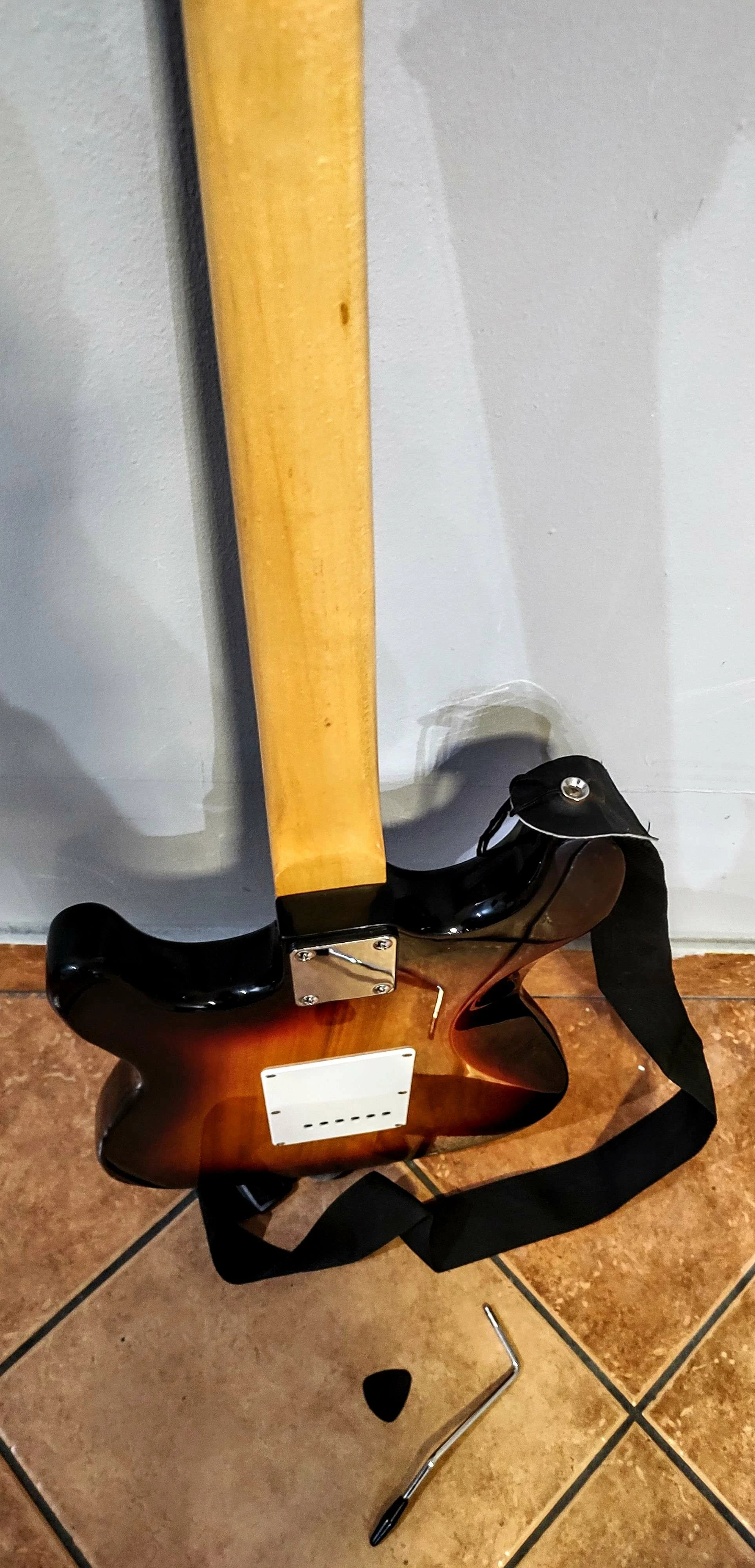 gitara-elektryczna-wilson-ladny-stan-zadbana-marka-inna