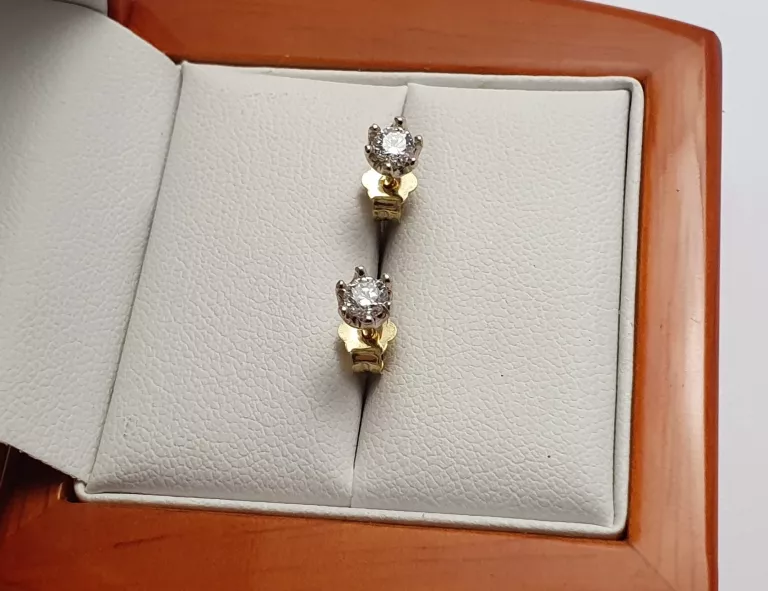 piekne-zlote-kolczyki-z-brylantami-034-ct-rodzaj-bigla-sztyft