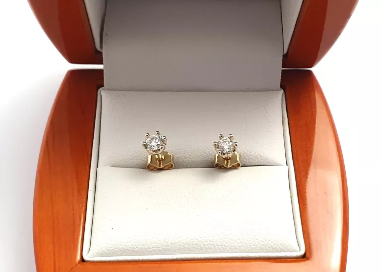 piekne-zlote-kolczyki-z-brylantami-034-ct-rodzaj-wyrob-jubilerski