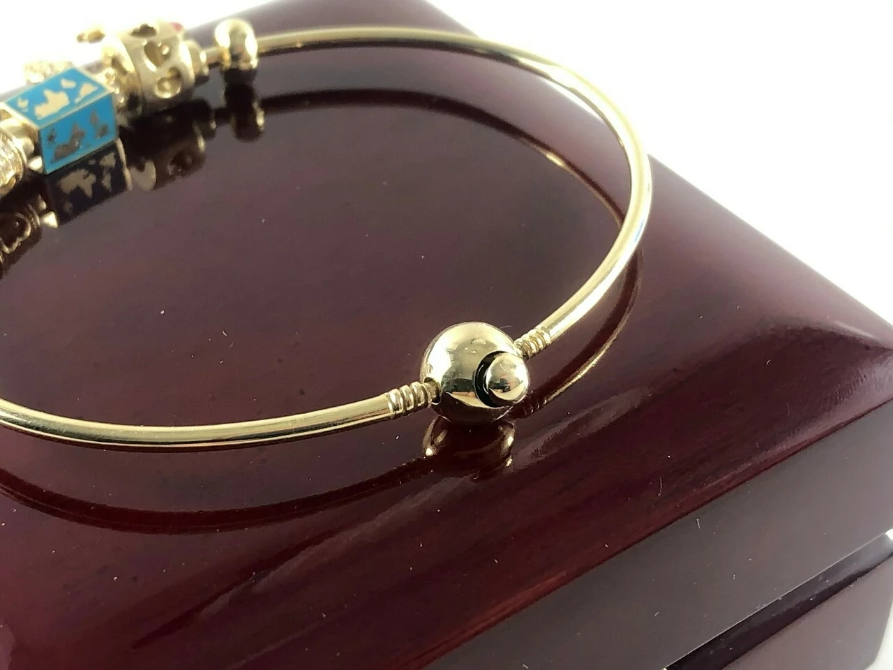 nowa-zlota-bransoletka-ogragla-z-charmsami-585-14k-motyw-129129-246990