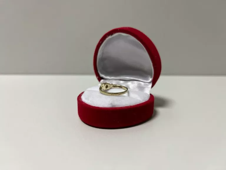 wyjatkowy-zloty-pierscionek-585-154g-r9-kamien-17088-524288