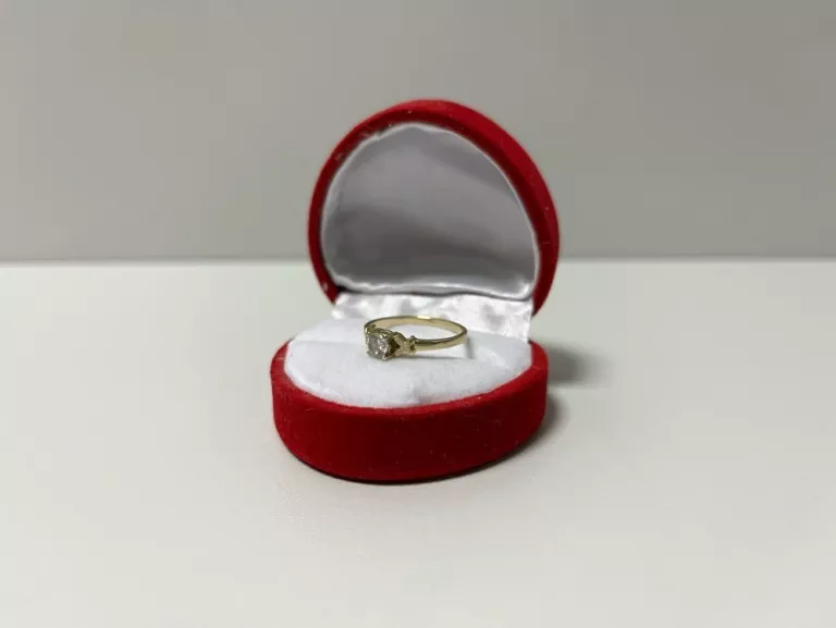 wyjatkowy-zloty-pierscionek-585-154g-r9-material-15835-2