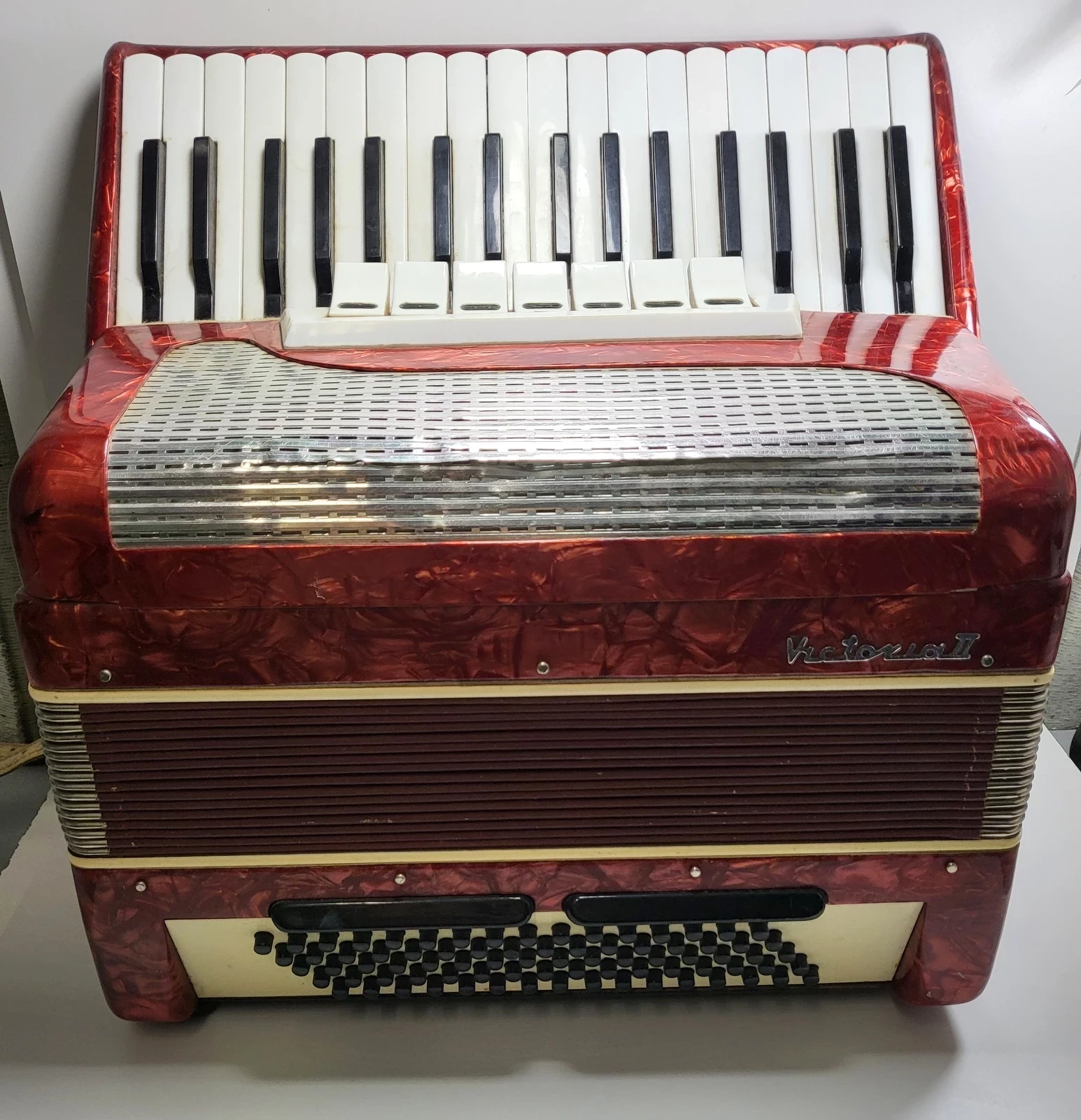 akordeon-victoria-2-product-id-1d1777b9-e77f-4913-9b7d-646e95f2472a