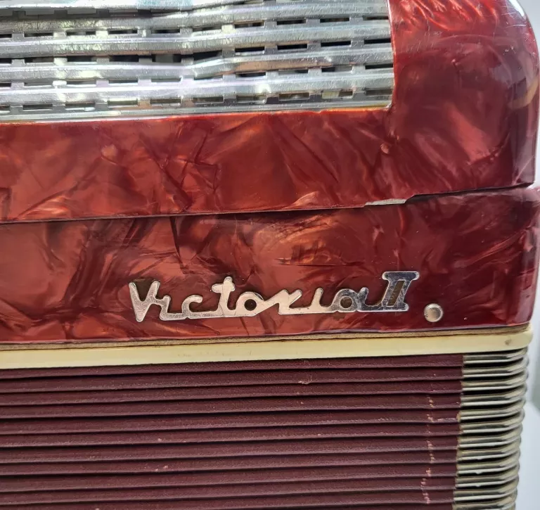 akordeon-victoria-2-stan-uszkodzony