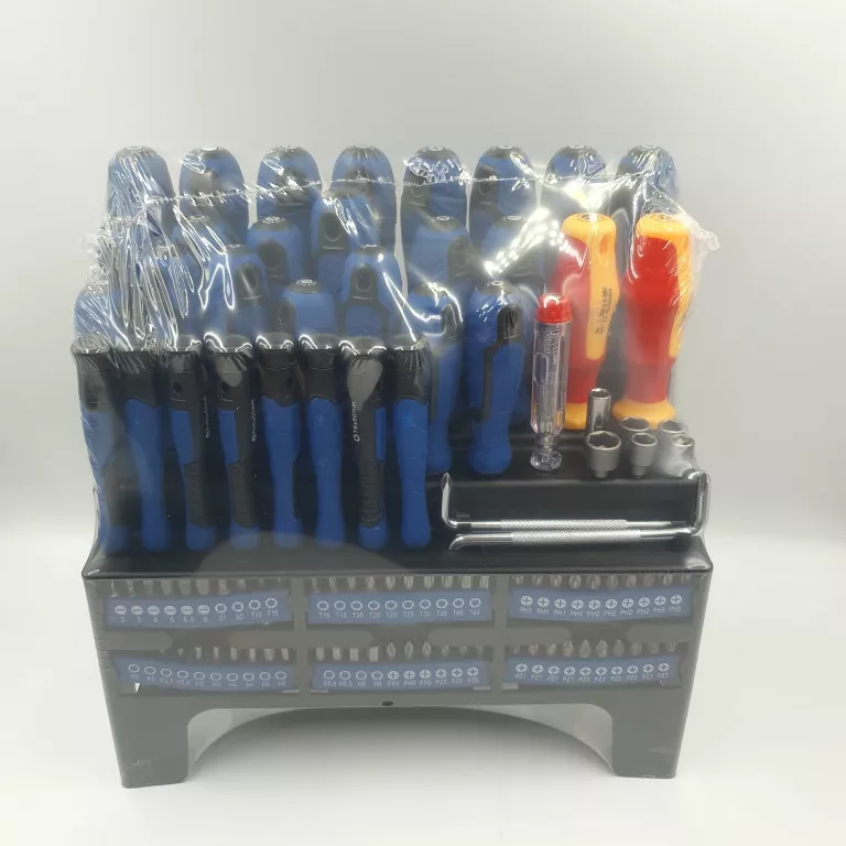 zestaw-srubokretow-niteo-100-elementow-polecam-rodzaj-zestaw