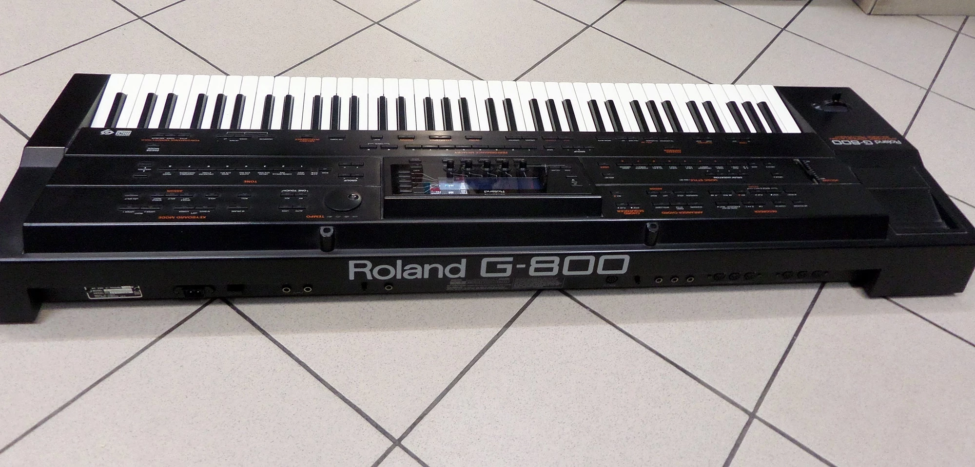 keyboard-roland-g-800-futeral-stan-uzywany