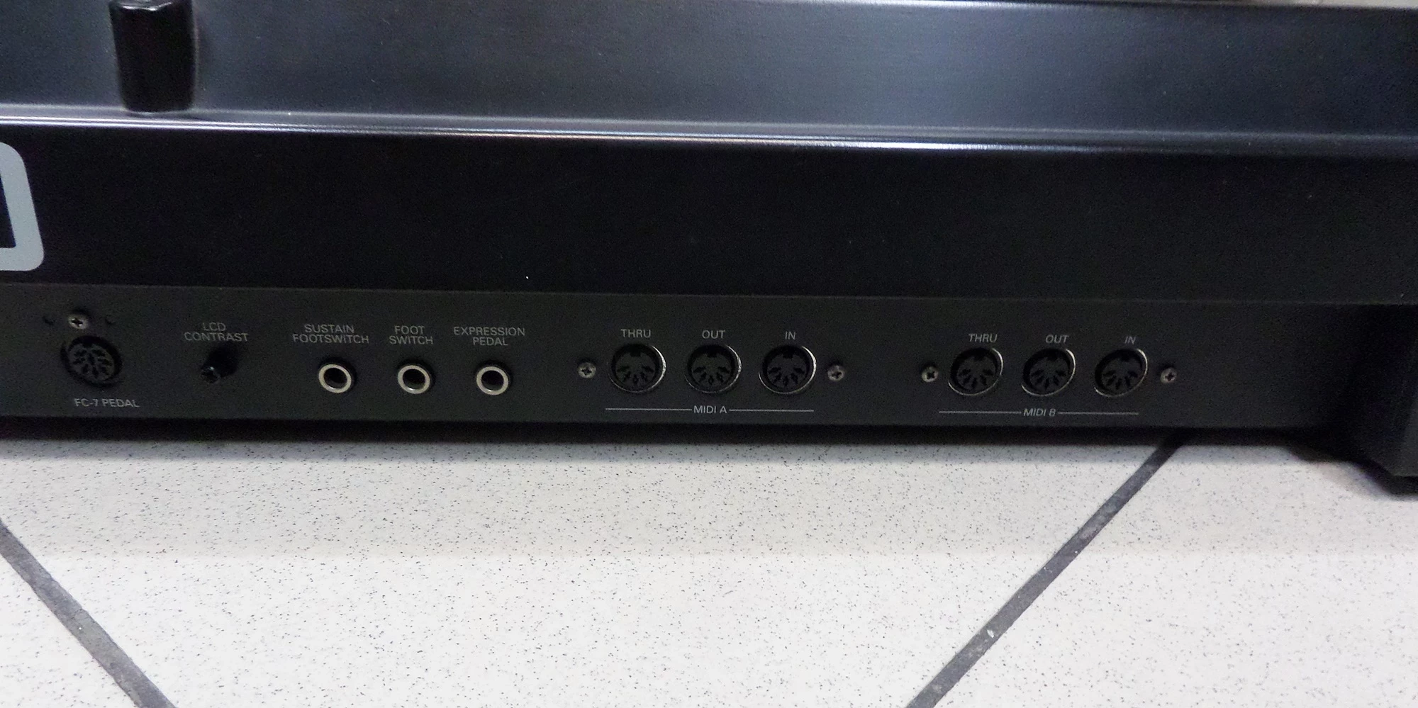 keyboard-roland-g-800-futeral-model-e-x50