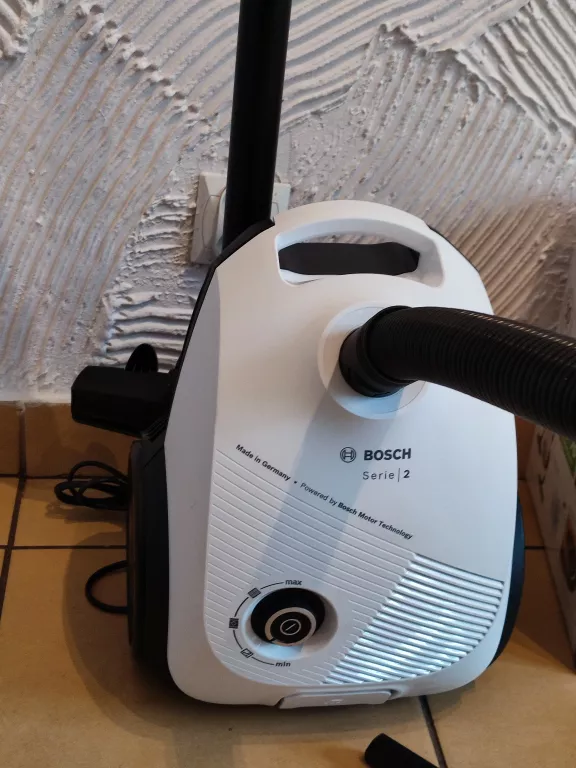 ODKURZACZ BOSCH SERIE 2 BGLS2WH1H