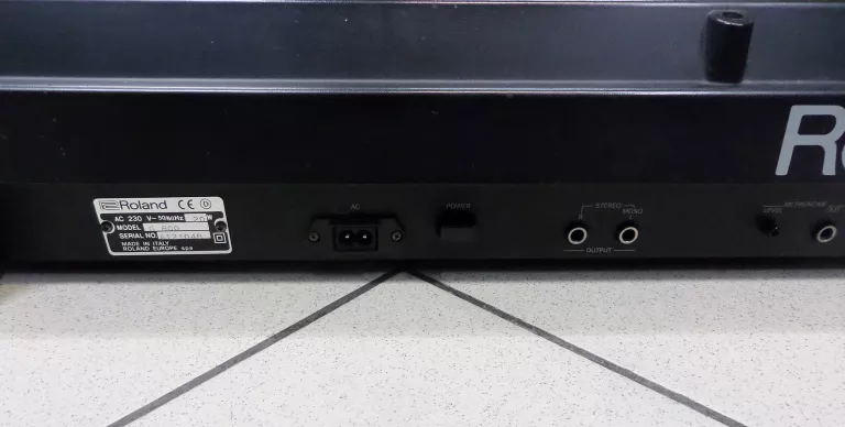 keyboard-roland-g-800-futeral-marka-roland