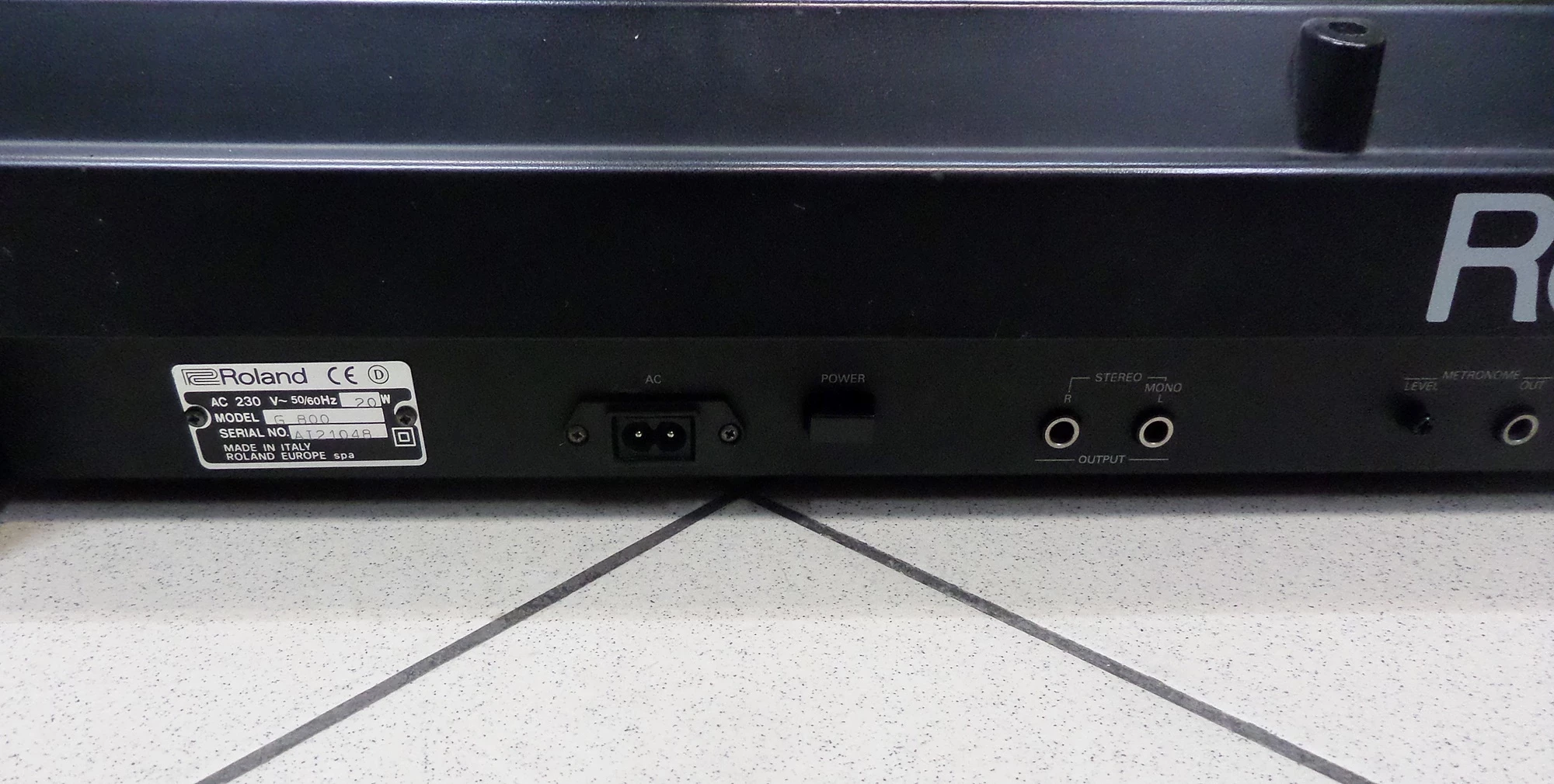 keyboard-roland-g-800-futeral-marka-roland