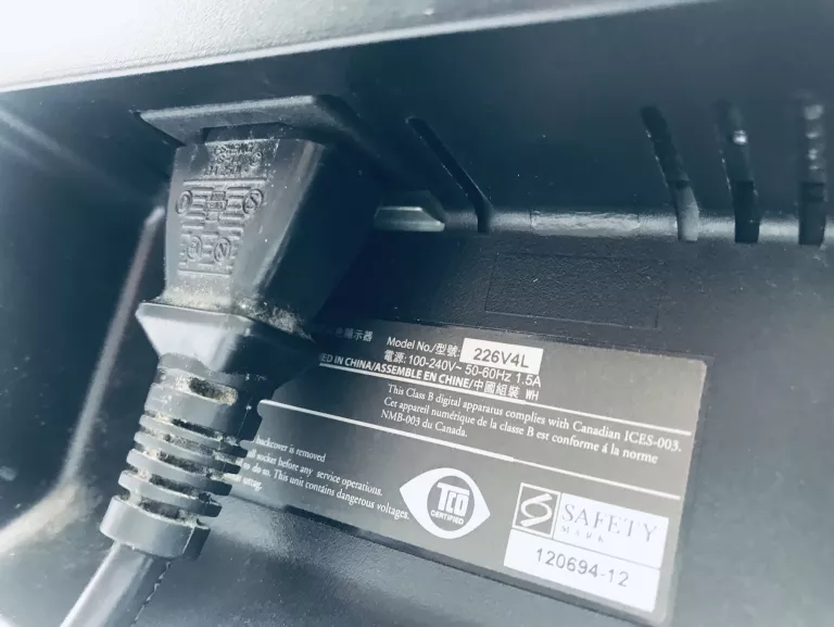 MONITOR PHILIPS 226V4L