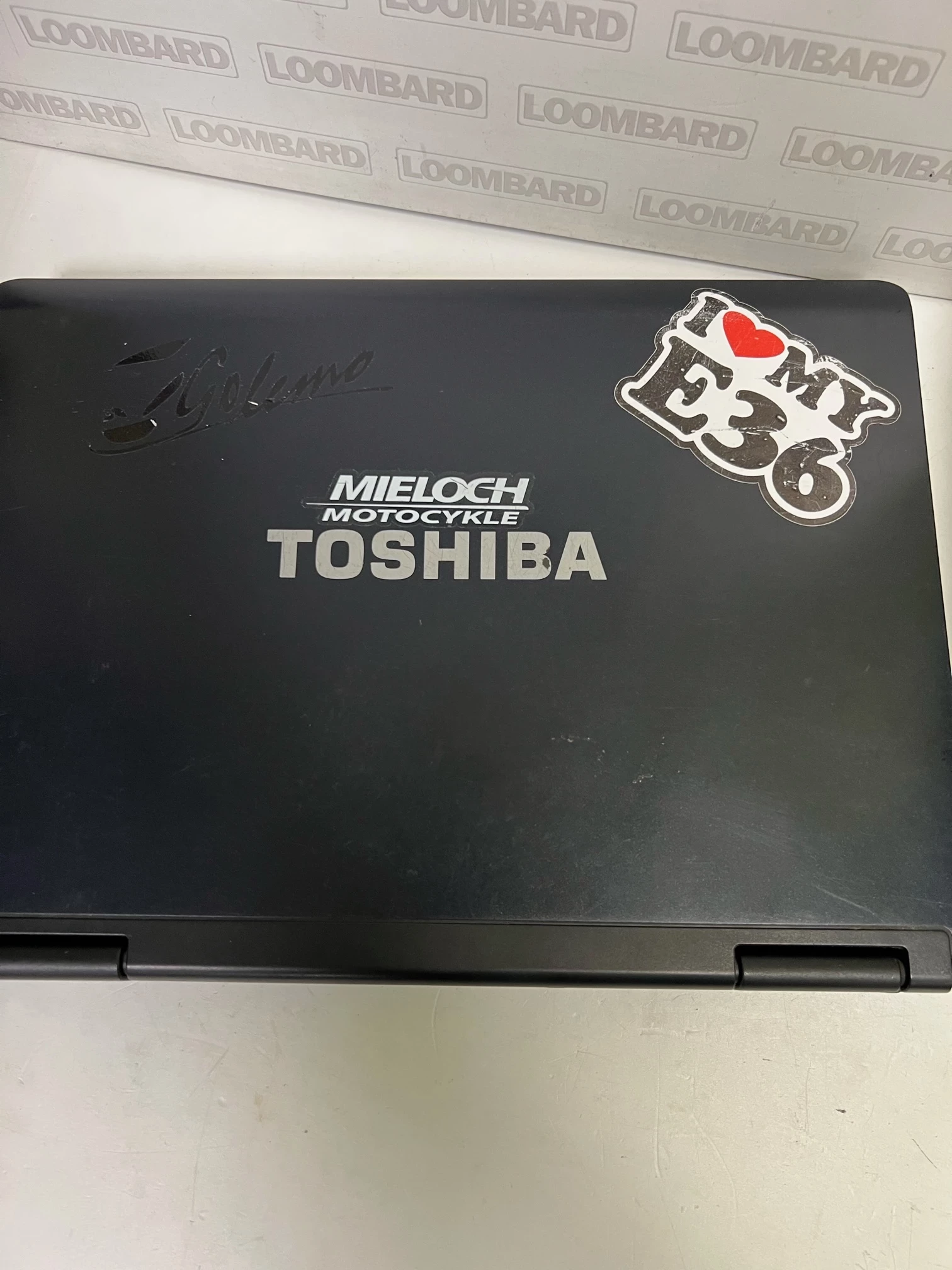 laptop-toshiba-l40-14g-zasilacz-tanio-seria-procesora-intel-celeron