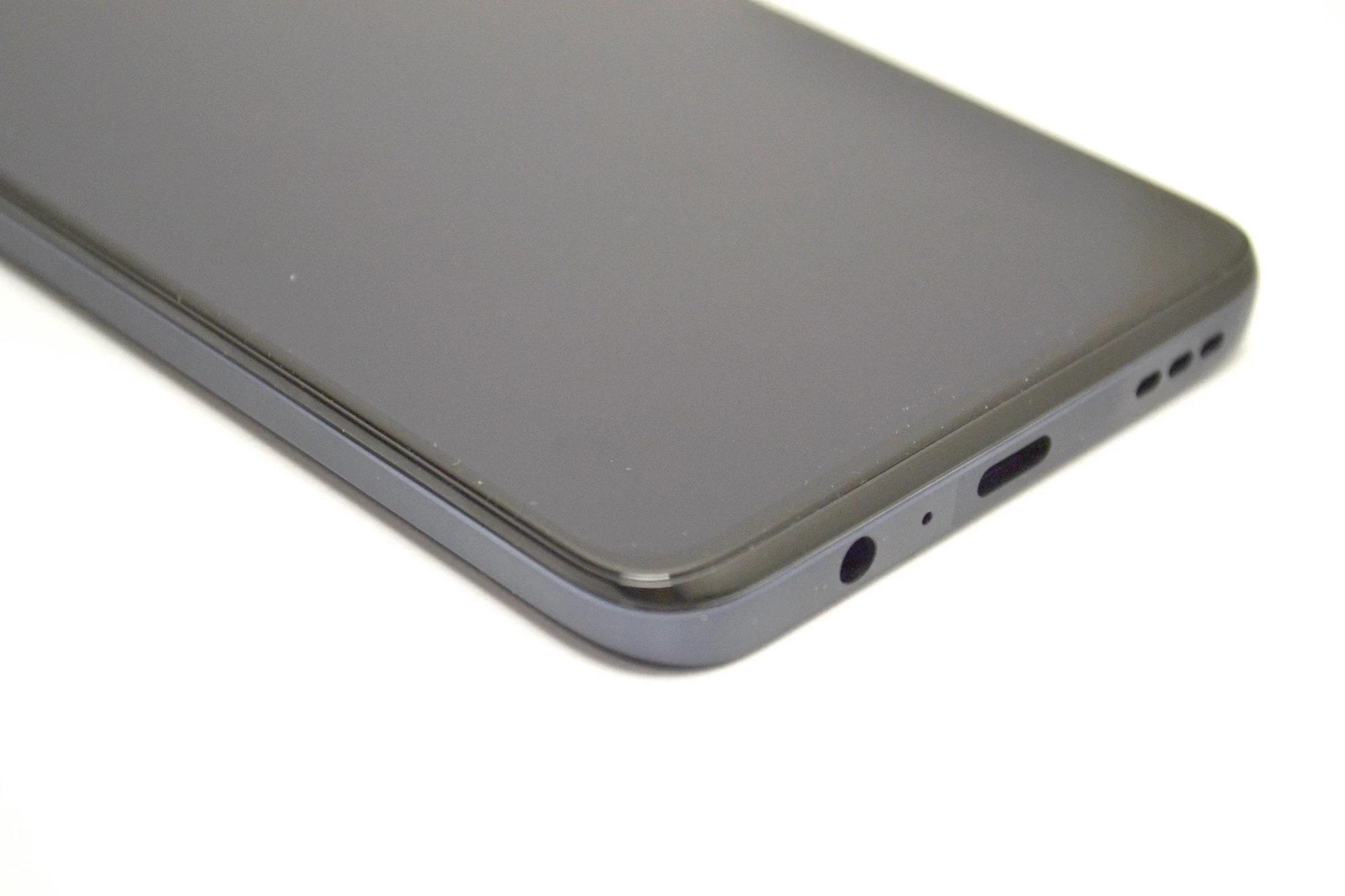 telefon-motorola-moto-g82-5g-6128gb-komplet-plus-przekatna-ekranu-66